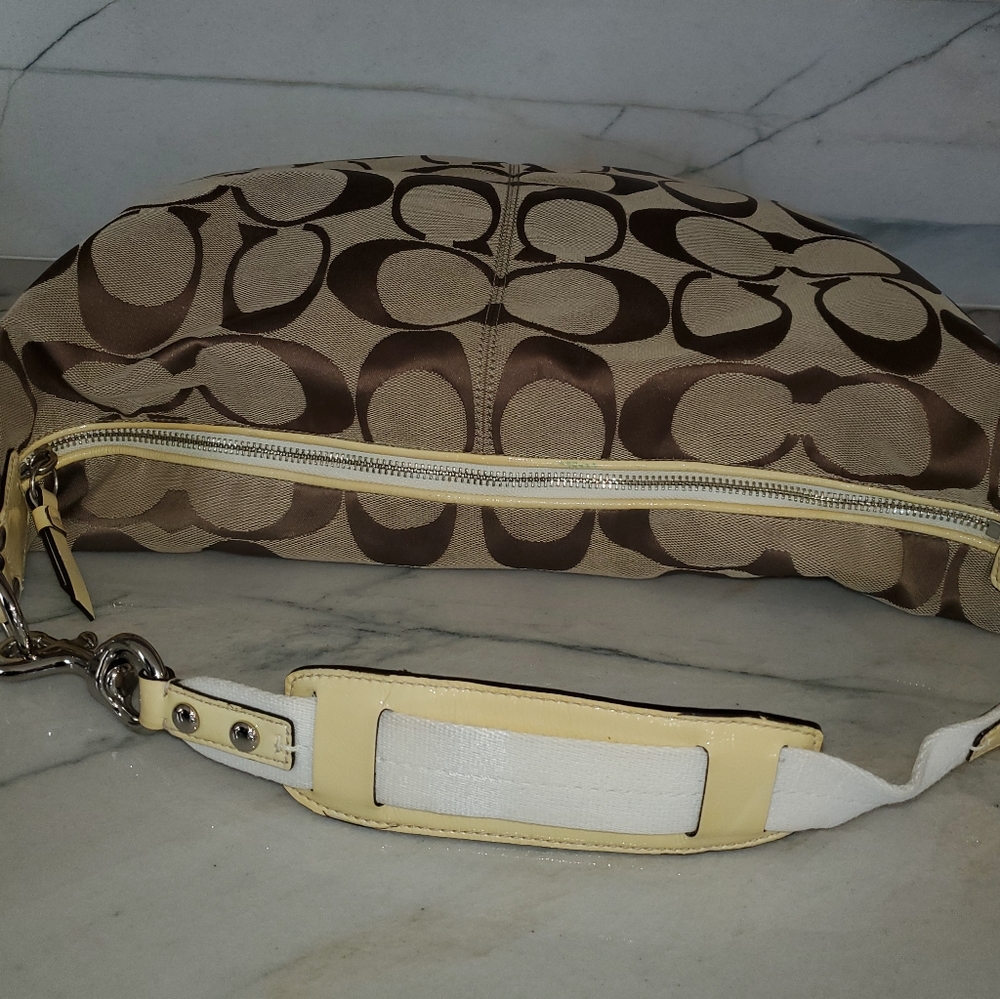 Coach Bag, Coach Signature Canvas Handbag Tan ,brown , yellow. Vintage. - Picture 5 of 16
